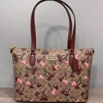 Everything that is in trend. I have it. Access price quality 1.1.