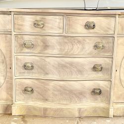 Buffett/Sideboard/Credenza/Dresser