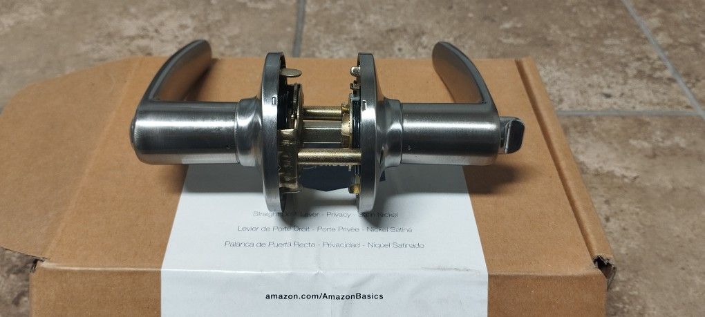 Door Knob in Satin Nickel