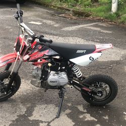 SSR 110 Pit Bike 