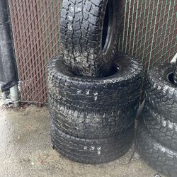 315/70/16 Toyo Open Country