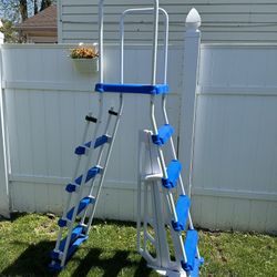 Pool Ladder