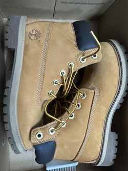 Boys / Women’s Boots
