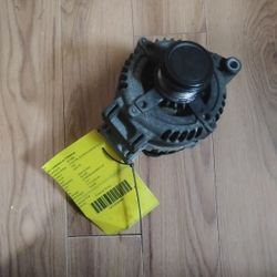 Alternator For a 2013 To 2017 Dodge Caravan 