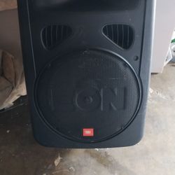 JBL Speaker.  Amplificada Como Nueva.    Suena Chingon No Fallas 