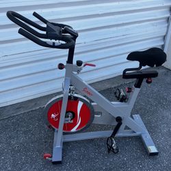 Delivery Available! Sunny Health & Fitness Pro II Indoor Cycling Stationary Bike with Device Mount and Advanced Display! Brand new! 