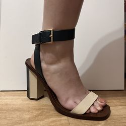 Tory Burch Bleecker Strappy Leather Block Heel Sanndals - Size 7.5