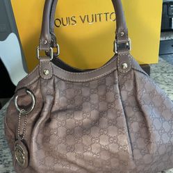 Authentic Gucci Guccissima Leather Sukey Handbag