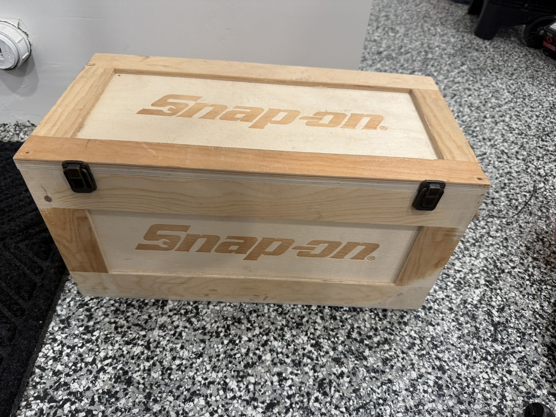 Snap On Box