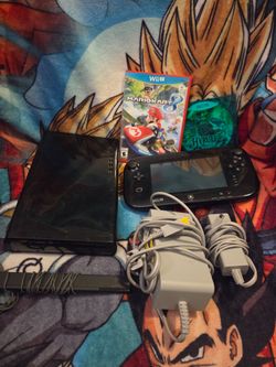 Black Nintendo Wii U 32GB Console with 2 Games