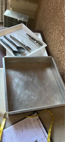 Brand new catering trays and warm ( 17x inch)