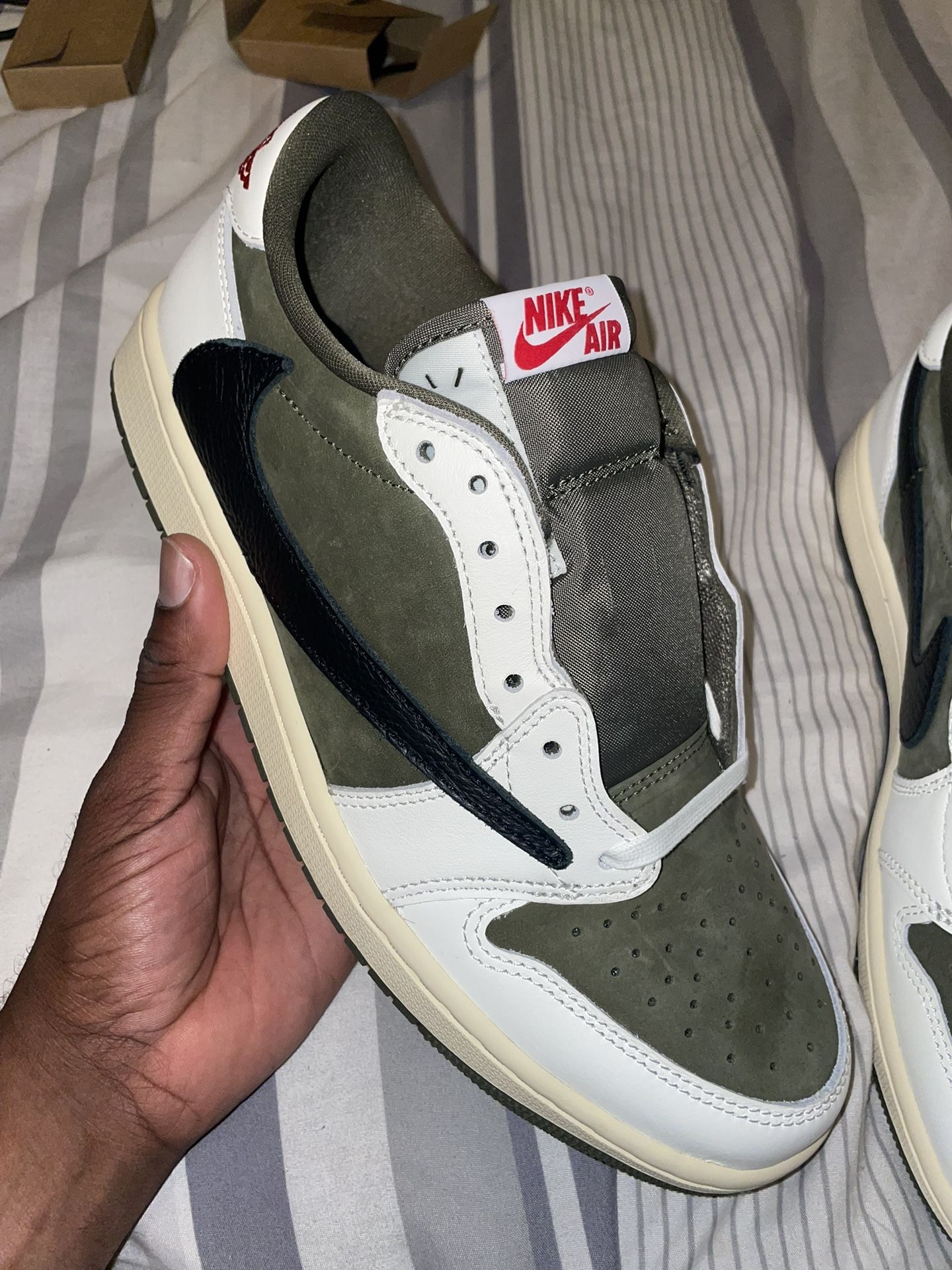 Travis Scott Jordan Retro 1’s Medium Olive 10m