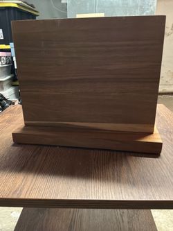 Magnetic knife board