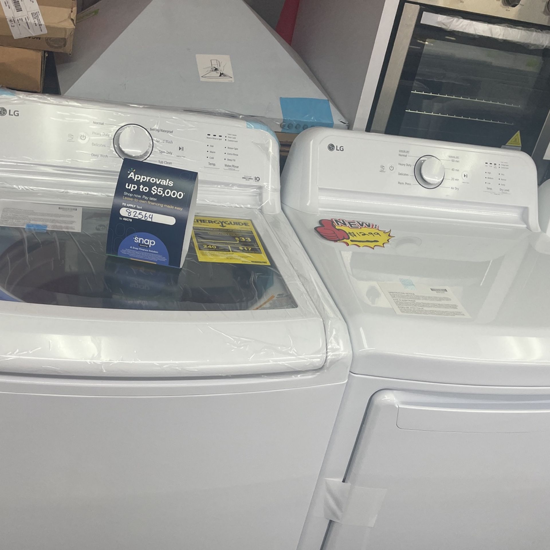 New Scratch And Dent LG Washer And Dryer Set. 1 Year Manufacture Warranty