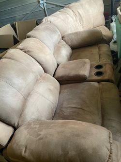 Loveseat/center chair