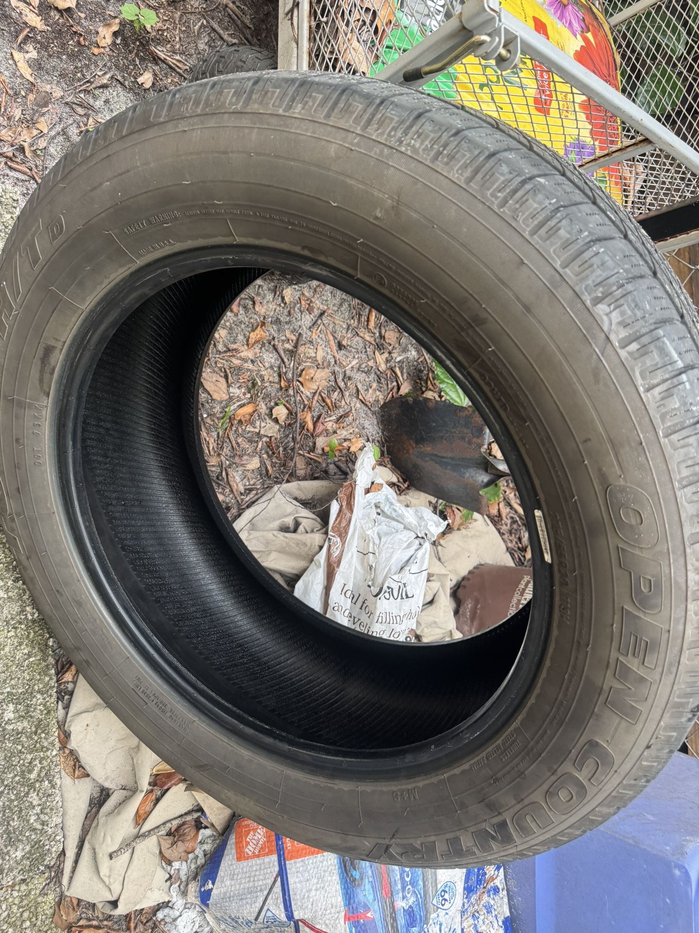 Toyo open country h/t 275/55 r20 113h Tire Good Condition