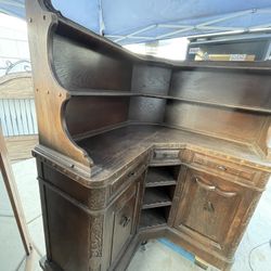 Antique Solid Oak Corner Hutch / Sideboard – Early 1900s