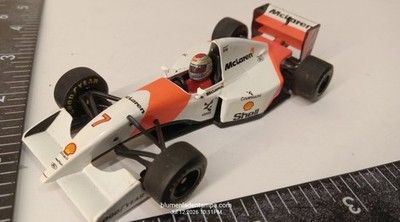 Minichamps 1/43 McLaren MP4/8 1993 Michael Andretti F1 Diecast Model Car (contact info removed)