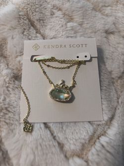 Kendra Scott Elisa Disney princess necklace in light green