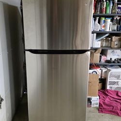 Refrigerator / Freezer