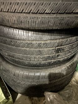 Four 285 45 21 Bridgestone tire