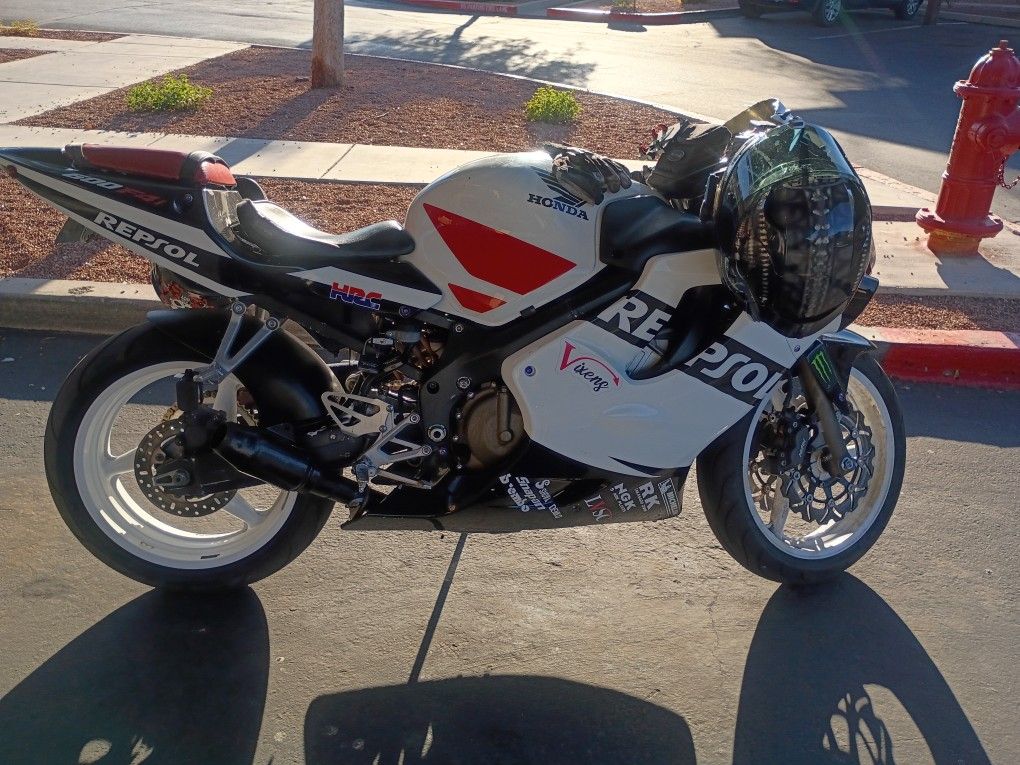 2001 Honda CBR f4i 6oo
