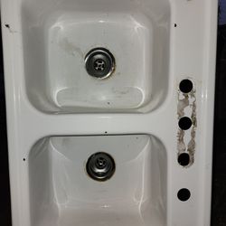 Heavy white Kitchen Sink