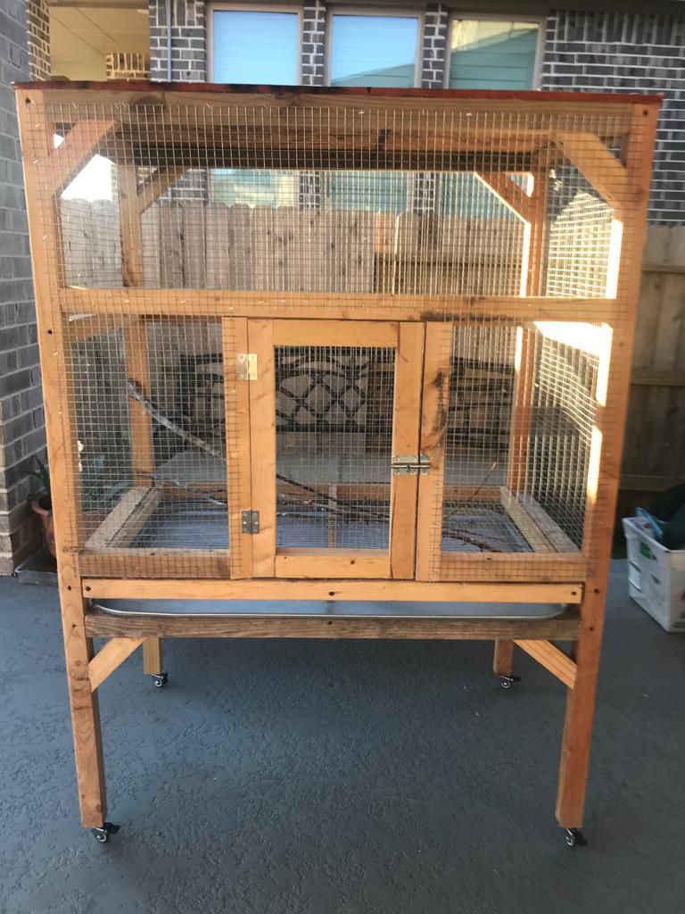 34”x40” New Bird Cage with Wheels
