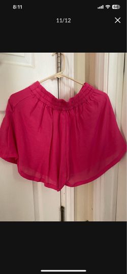 Very beautiful outfit for girls and adult women.