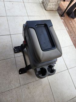 Silverado center console 99-06