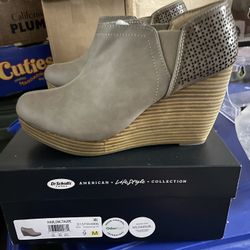 New Women’s Taupe Dr Scholl’s Harlow  Wedge Bootie Ankle Boots 9M