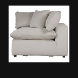 UP FOR SALE IS A BEAUTIFUL LUXURY Jackson Furniture Posh Corner (Porcelain) ALWAYS 50% - 60% OFF