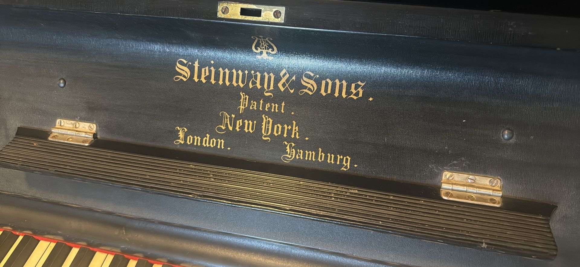 Steinway And Sons Upright (made In 1900 In Great Condition)