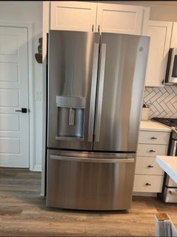 Refrigerator GE