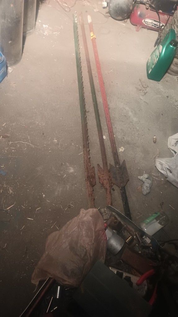 Metal Fence Post