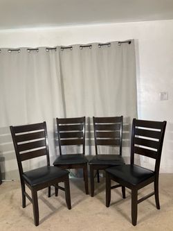 Set of 4 Standard Height Dining Chairs * Juego de 4 Sillas para Comedor