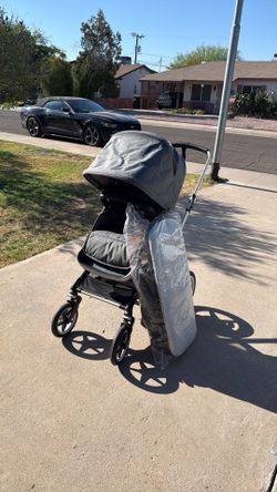 Bugaboo stroller w/ bassinet included