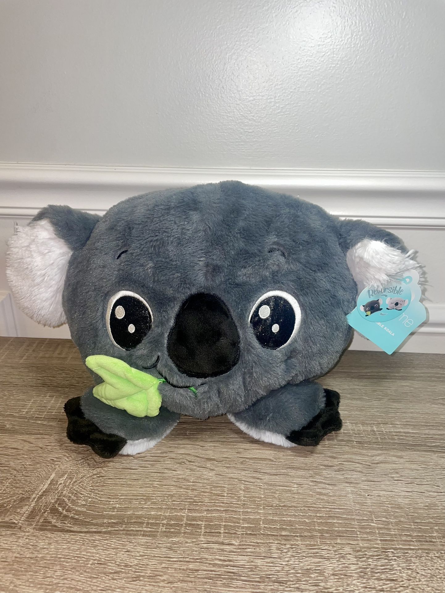 HUGME REVERSIBLE KOALA KEVIN STUFFED PLUSH 12” W New Whit Tags (#8)
