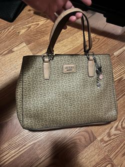 Guess Woman's Handbag Beige Brown In excellent like new Appears to be new no tags