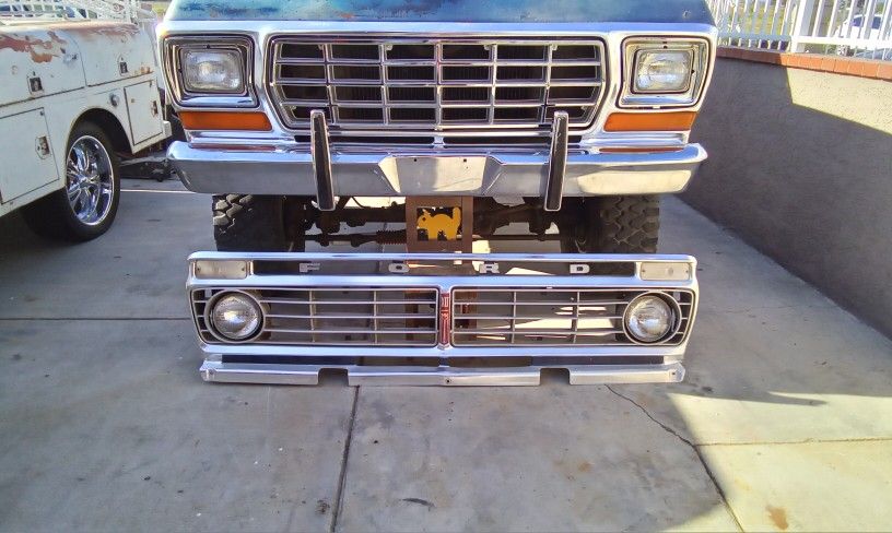 73-75 Ford Trucks Grill Complet Part