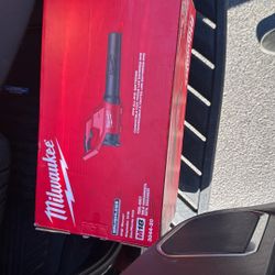 (Brand New) Milwaukee M18 Brushless Blower