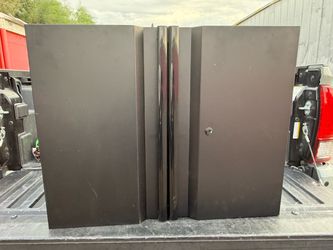Black Metal Husky Hanging Cabinet