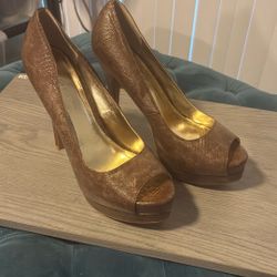 Label Heels Woman’s Size 8.5