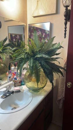 Floral vase with flowers