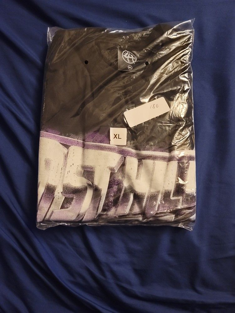 ALOCS and LOST HILLS colab T-shirt brand New With Tags And BAGS.