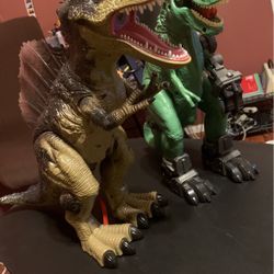 Large 🦖 Figurines 