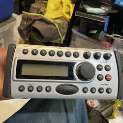Clarion Model CMD4A
