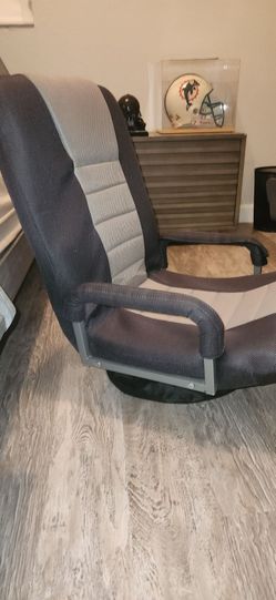Game chair