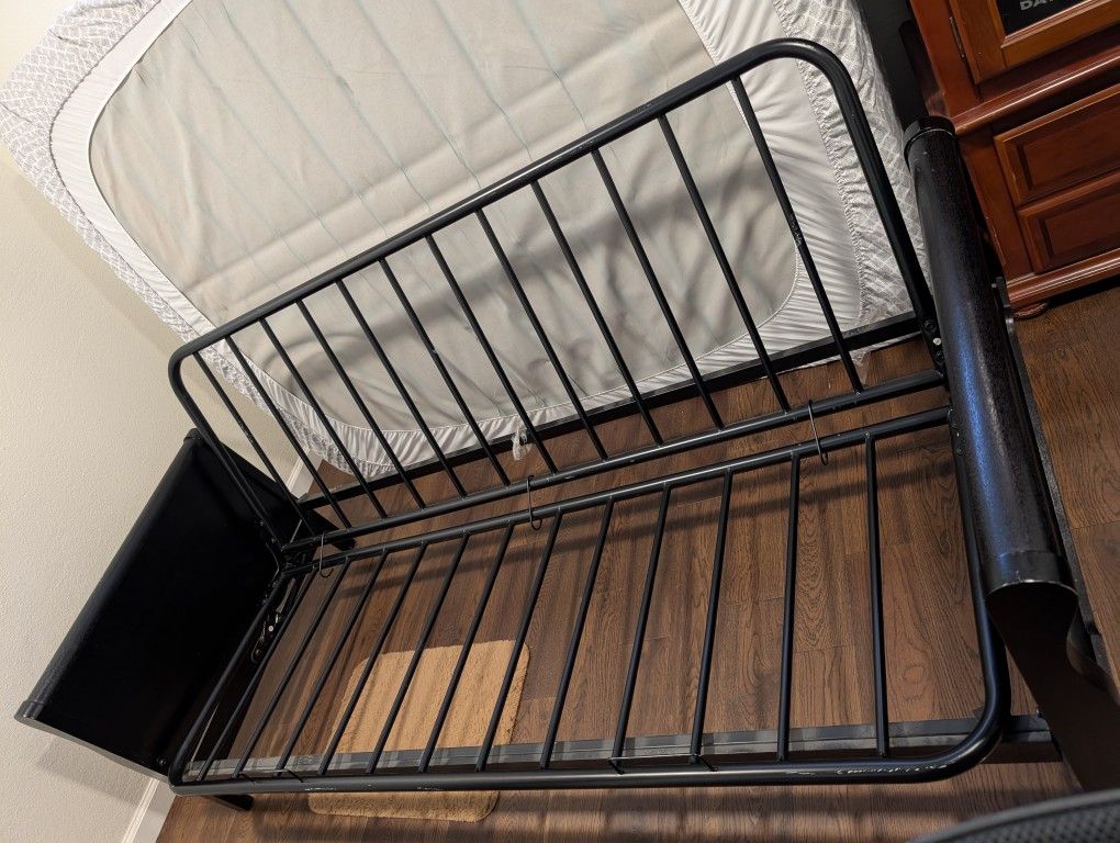 Sofa + Convertible Bed