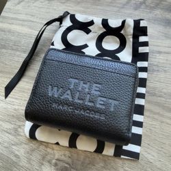 MARC JACOBS THE WALLET